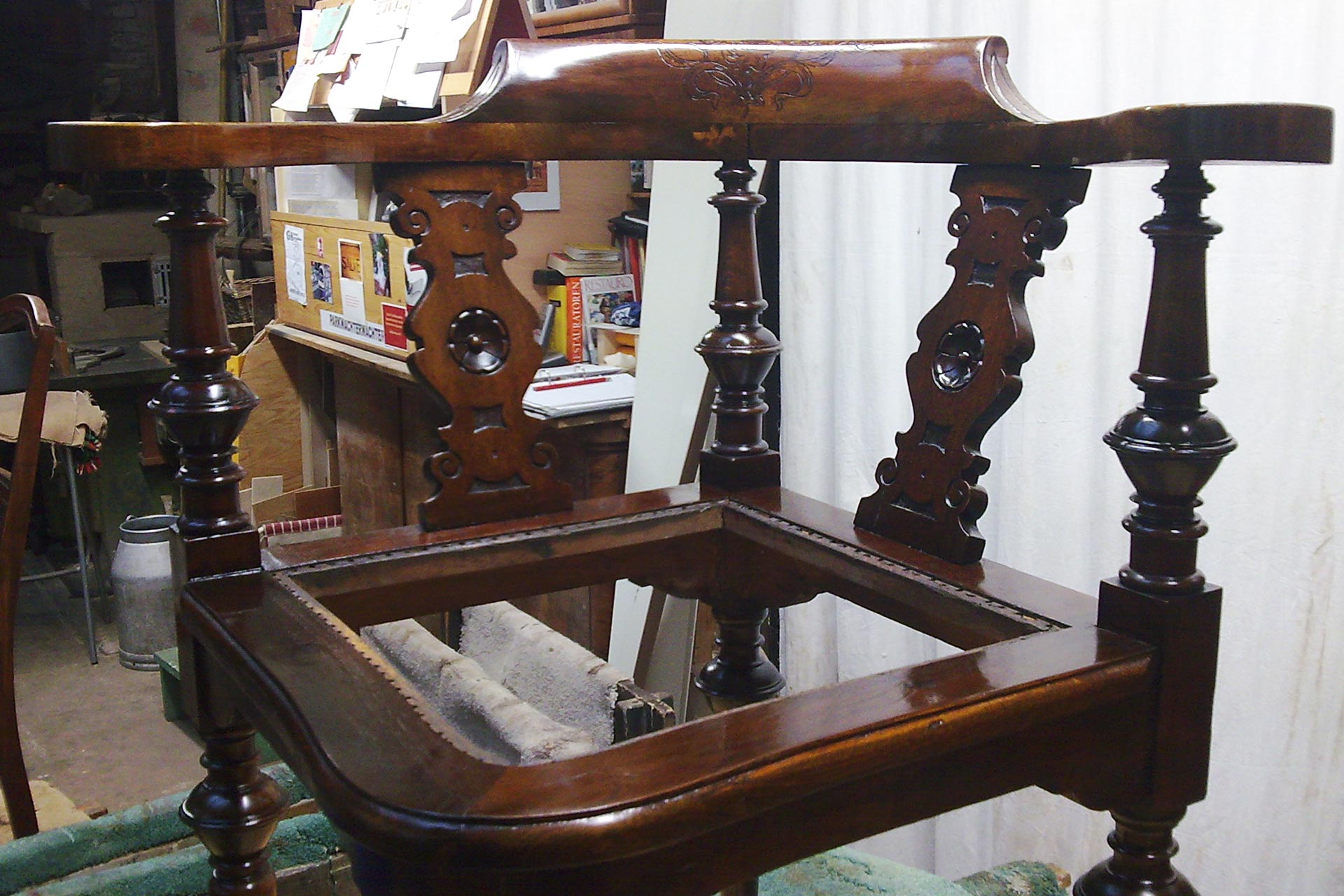 Atelier für Möbelrestaurierung (Olaf Praetsch) - Referenzen - Sessel & Stühle Nachher