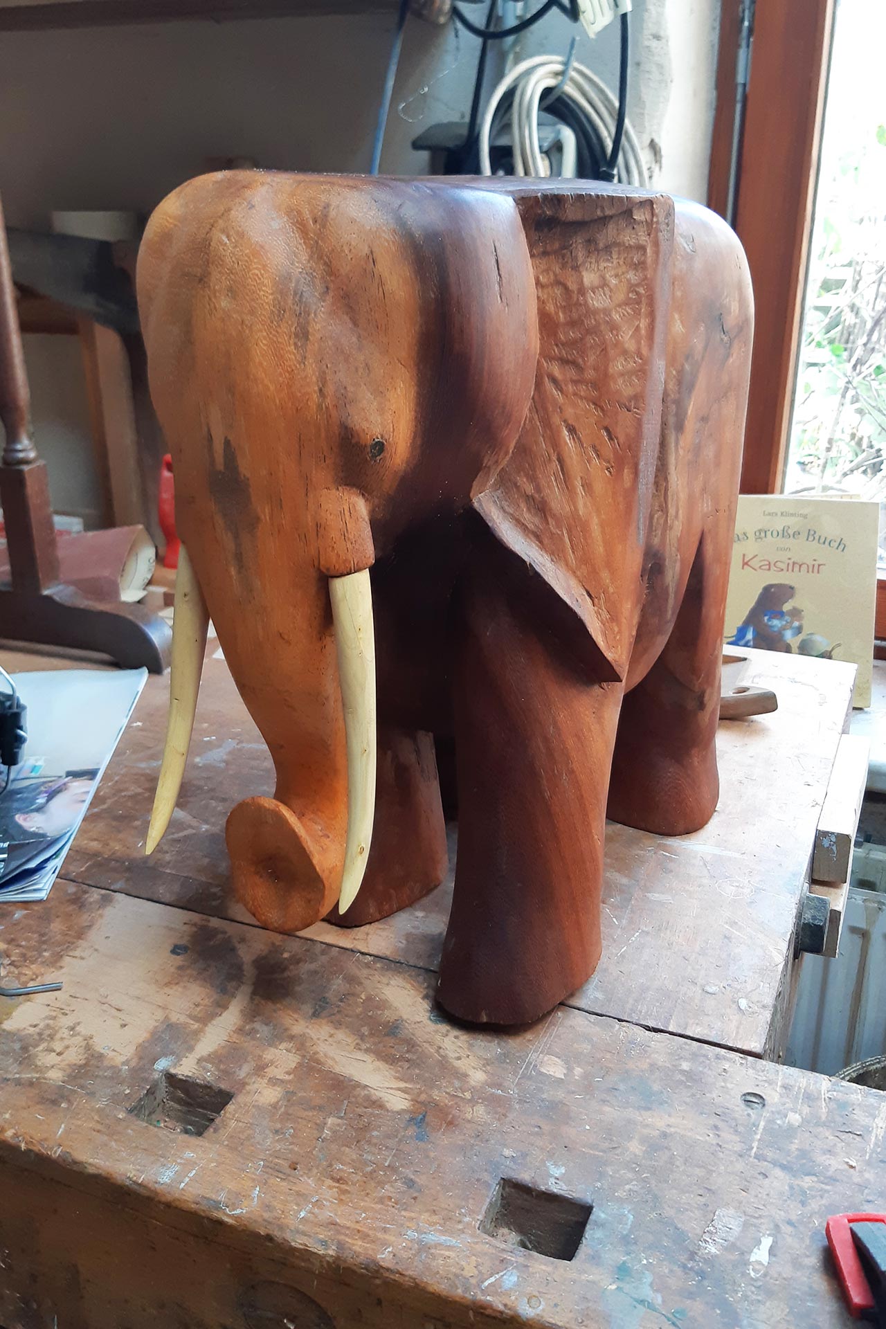 Atelier für Möbelrestaurierung (Olaf Praetsch) - Referenzen - Dekoration - Elefant